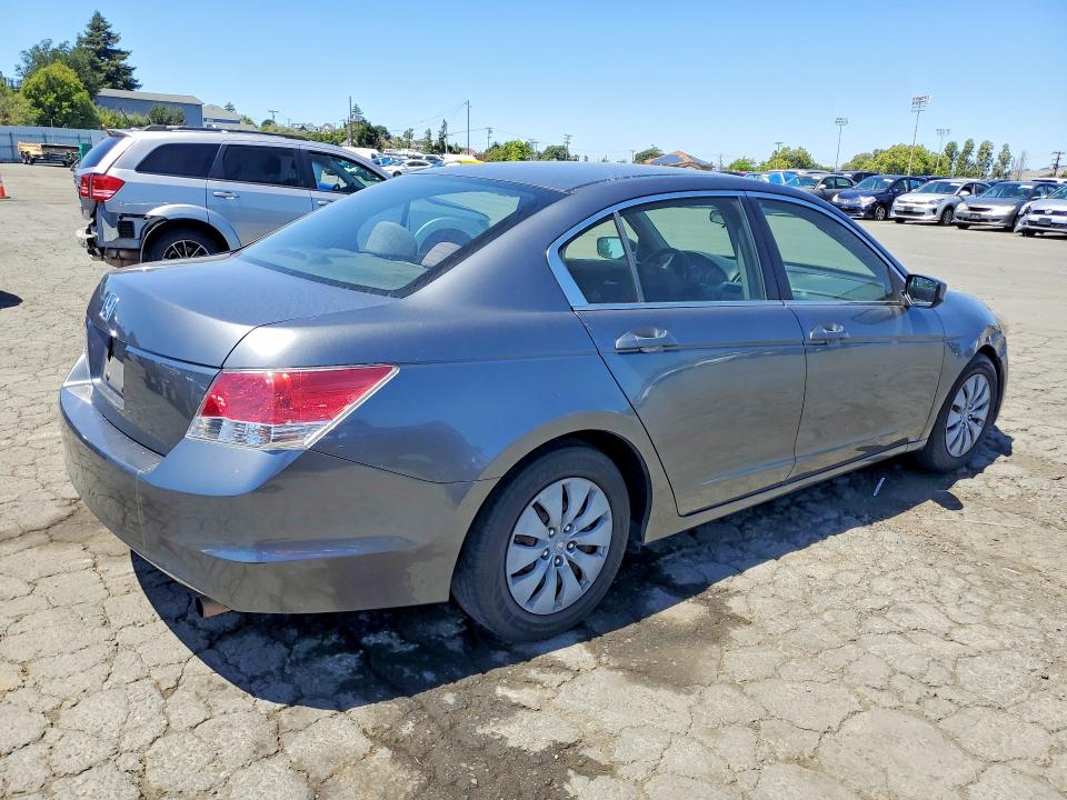 2008 Honda Accord VIN JHMCP26358C033087 COPART salvage auction — FRONT END, Ca - Dis/Dlr/Exp Only Clean Title, sold $825 on 2026-07-24 (photo 3)