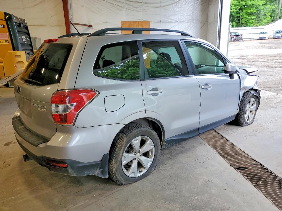 2015 Subaru Forester VIN JF2SJADC3FG530240 COPART salvage auction — FRONT END, Vt - Certificate Of Title, sold $425 on 2026-07-27 (photo 3)