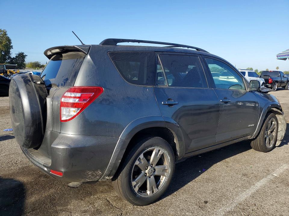 2023 Toyota Rav 4 VIN JTMWF4DV7AD019063 COPART salvage auction — FRONT END, CA - SALVAGE CERTIFICATE, sold $925 on 2026-07-24 (photo 3)