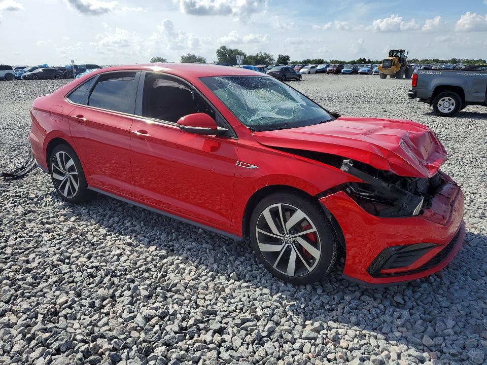 2021 Volkswagen VIN 3VW6T7BU0MM102232 COPART salvage auction — FRONT END, Fl - Cert Of Title Slvg Rebuildable, sold $300 on 2026-07-31 (photo 4)
