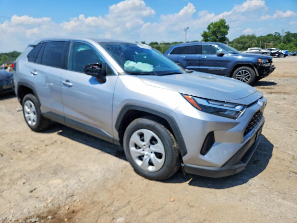 2024 Toyota Rav 4 VIN 2T3F1RFV4RC436696 COPART salvage auction — FRONT END, Ca - Non-Repairable Vehicle Cert, sold $11,600 on 2026-07-30 (photo 4)