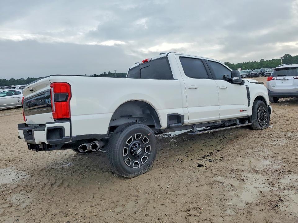2025 Ford F250 VIN 1FT8W2BM5SEC40499 COPART salvage auction — FRONT END, Tx - Salvage Vehicle Title, sold $11,200 on 2026-07-24 (photo 3)