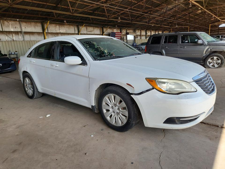 2012 Chrysler 200 VIN 1C3CCBAB9CN256715 COPART salvage auction — FRONT END, Az - Certificate Of Title, sold $475 on 2026-07-20 (photo 4)