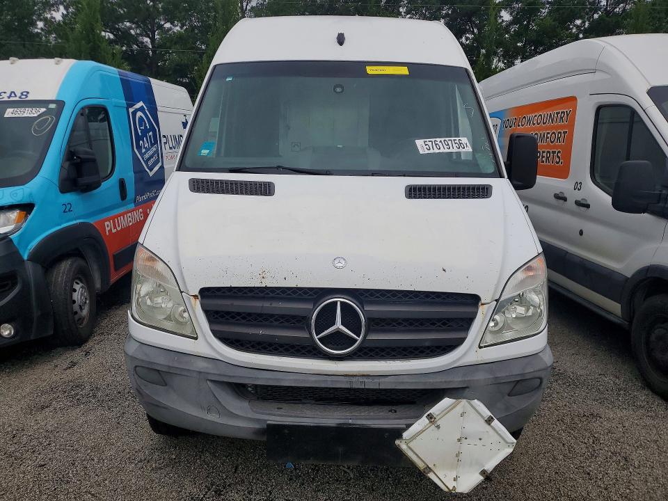 2012 Mercedes-benz VIN WD3PE8CB7C5610328 COPART salvage auction — MINOR DENT/SCRATCHES, Ga - Certificate Of Title (P), sold $2,950 on 2026-07-29 (photo 5)