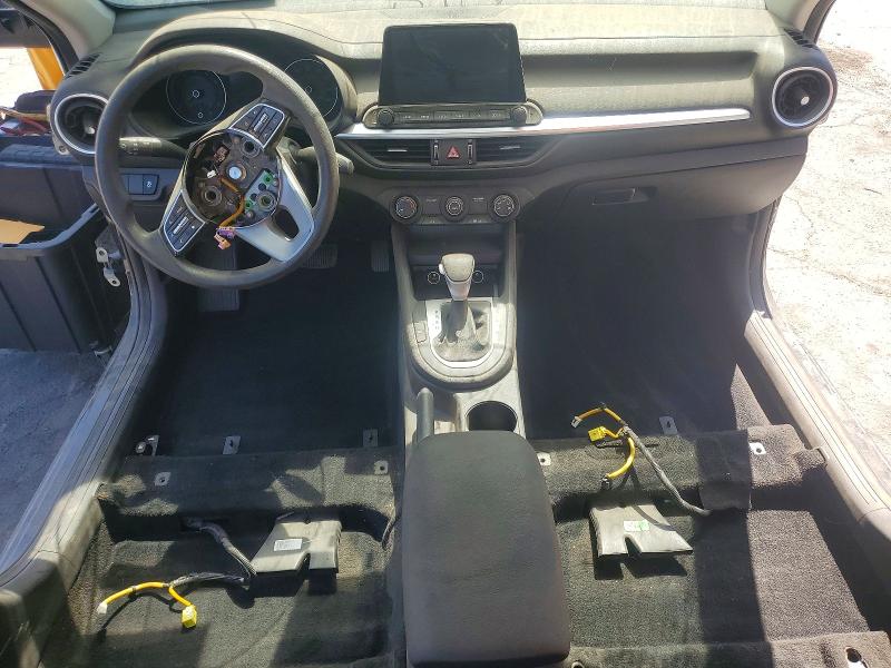 2022 Kia Forte VIN 3KPF24AD0NE503796 COPART salvage auction — STRIPPED, CA - CERTIFICATE OF TITLE, sold $225 on 2026-07-09 (photo 8)