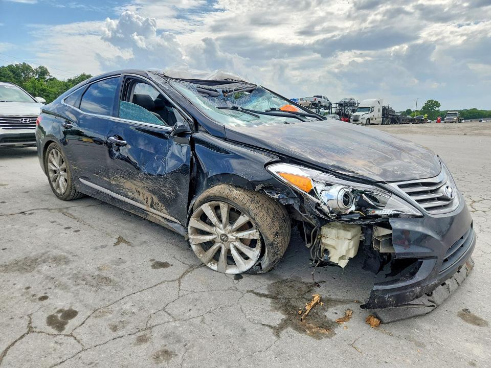 2013 Hyundai Azera VIN KMHFH4JG8DA232928 COPART salvage auction — ROLLOVER, Tn - Salvage Certificate, sold $550 on 2026-07-20 (photo 4)