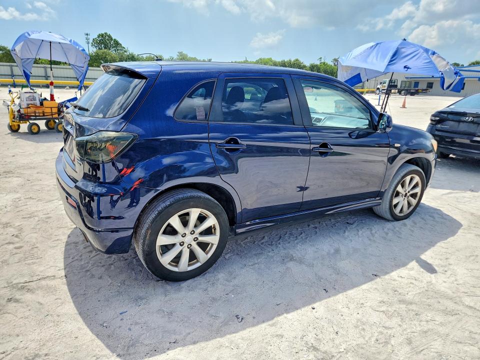 2012 Mitsubishi Outlander VIN JA4AP4AU9CZ004308 COPART salvage auction — FRONT END, Fl - Cert Of Title Slvg Rebuildable, sold $825 on 2026-07-08 (photo 3)