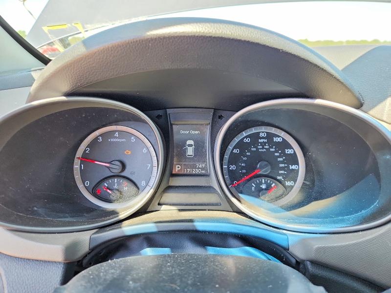 2013 Hyundai Santa fe VIN 5XYZT3LB1DG114246 COPART salvage auction — MECHANICAL, NY - CERTIFICATE OF TITLE, sold $1,550 on 2026-07-27 (photo 9)