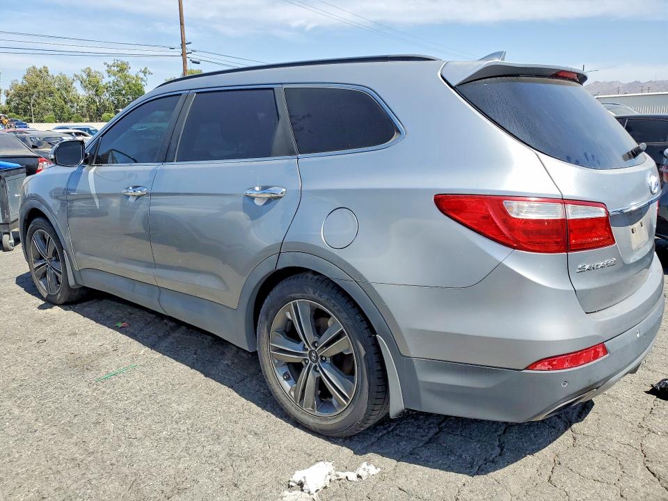 2015 Hyundai VIN KM8SR4HF9FU120424 COPART salvage auction — MINOR DENT/SCRATCHES, Ca - Dis/Dlr/Exp Only Clean Title, sold $1,000 on 2026-07-09 (photo 2)
