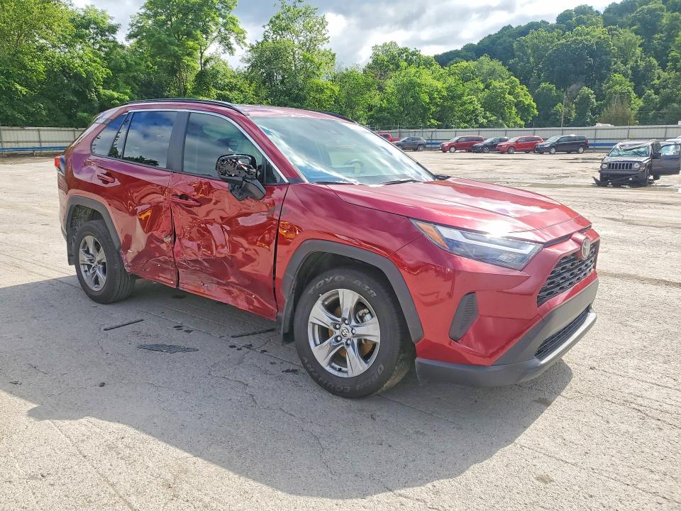2025 Toyota Rav 4 VIN JTMRWRFV5SD305003 COPART salvage auction — SIDE, Pa - Certificate Of Salvage, sold $2,100 on 2026-07-23 (photo 4)