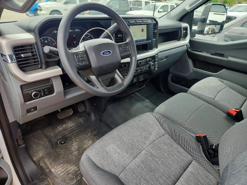 2024 Ford F550 VIN 1FDUF5GT8RDA09415 COPART salvage auction — MINOR DENT/SCRATCHES, Mi - Dis/Dlr/Exp Only Salvage Title, sold $35,500 on 2026-07-28 (photo 8)