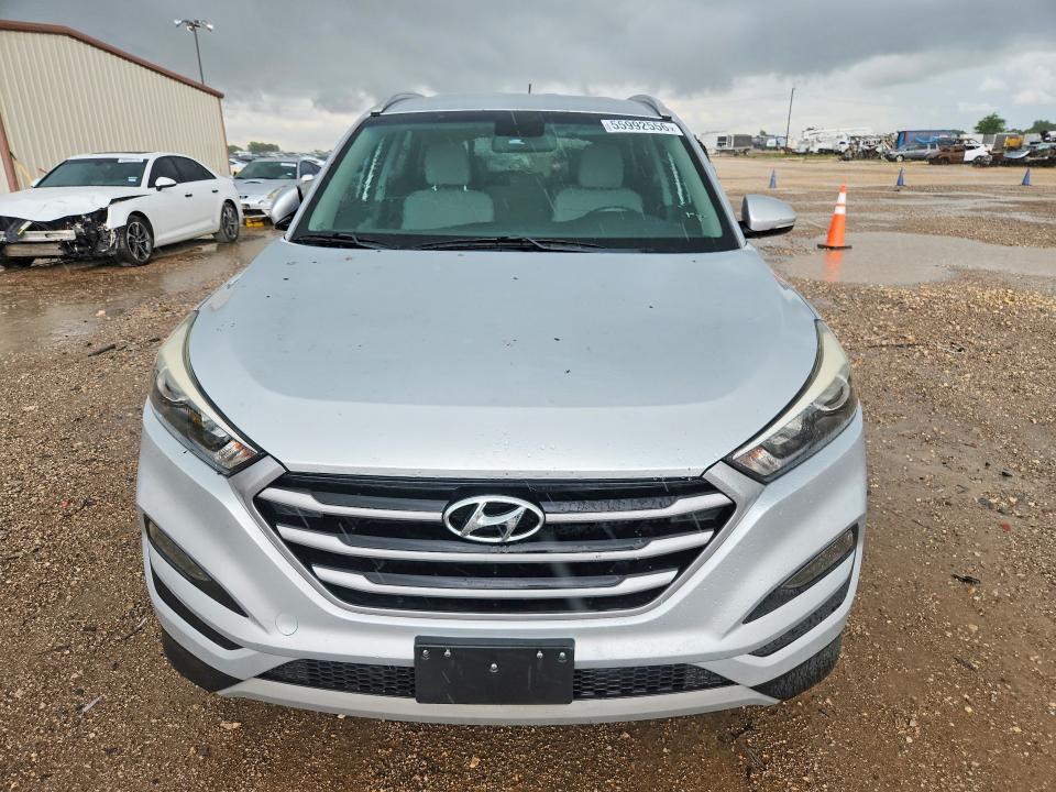 2017 Hyundai Tucson VIN KM8J33A2XHU521174 COPART salvage auction — MECHANICAL, Tx - Certificate Of Title, sold $3,150 on 2026-07-08 (photo 5)