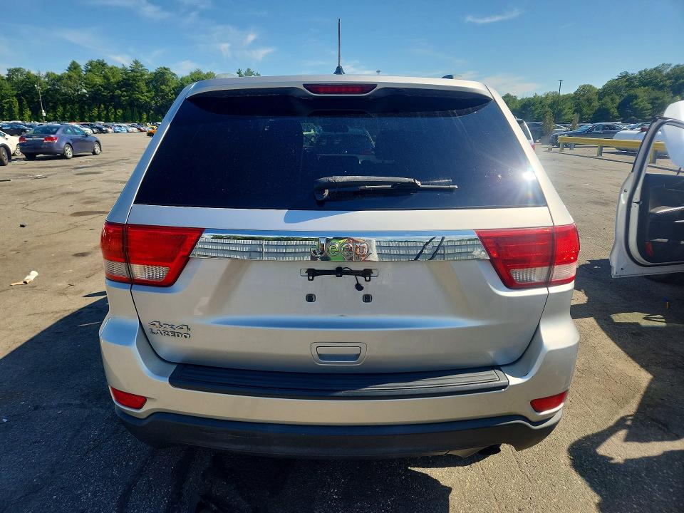 2011 Jeep Grand cherokee VIN 1J4RR4GGXBC551491 COPART salvage auction — MECHANICAL, Ct - Certificate Of Title, sold $700 on 2026-07-02 (photo 6)