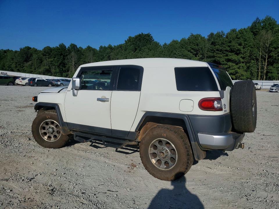 2012 Toyota Fj cruiser VIN JTEBU4BF5CK137591 COPART salvage auction — FRONT END, GA - CERT OF TITLE-SALVAGE, sold $2,050 on 2026-07-29 (photo 2)
