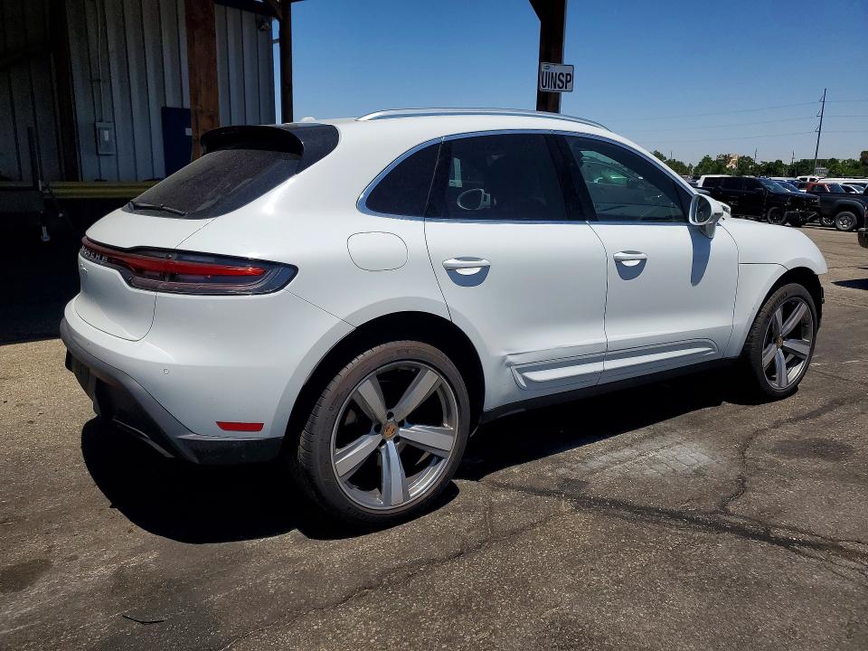 2022 Porsche Macan VIN WP1AA2A51NLB07666 COPART salvage auction — FRONT END, Co - Public - Salvage Title, sold $675 on 2026-07-21 (photo 3)