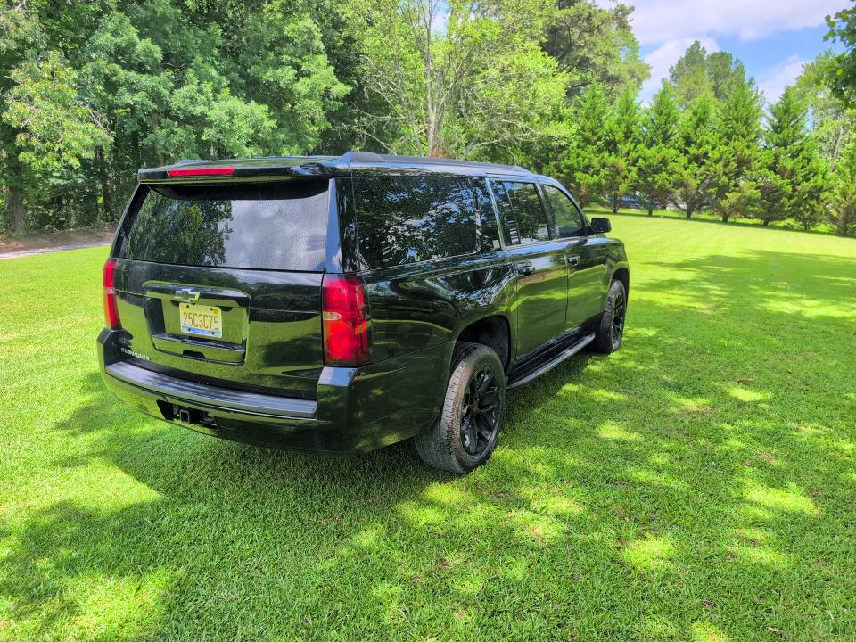 2020 Chevrolet Suburban VIN 1GNSCHKC1LR301602 COPART salvage auction — MINOR DENT/SCRATCHES, Al - Certificate Of Title (P), sold $3,100 on 2026-07-18 (photo 4)