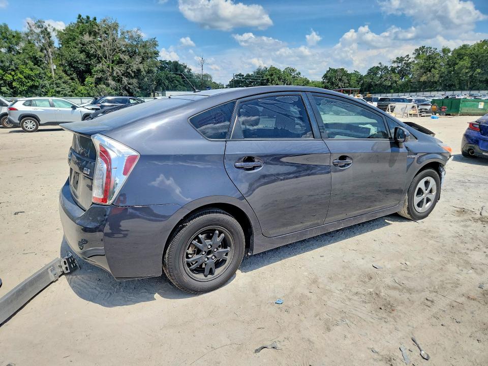 2015 Toyota Prius VIN JTDKN3DU3F0442174 COPART salvage auction — FRONT END, Fl - Cert Of Title Slvg Rebuildable, sold $725 on 2026-07-07 (photo 3)