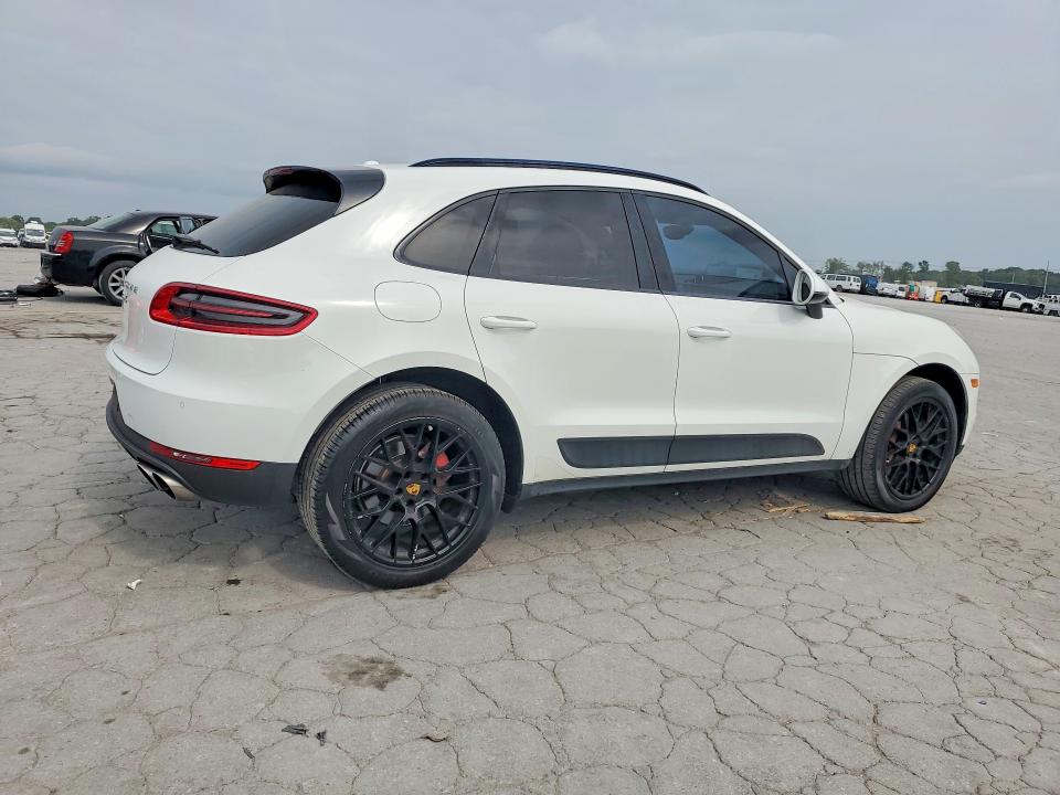 2017 Porsche Macan VIN WP1AB2A54HLB15441 COPART salvage auction — MINOR DENT/SCRATCHES, TN - DEALER ONLY CLEAN TITLE (P), sold $8,800 on 2026-07-29 (photo 3)