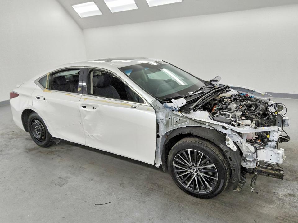 2024 Lexus Es 300h VIN 58ADA1C11RU052451 COPART salvage auction — FRONT END, Ca - Certificate Of Title, sold $15,500 on 2026-08-04 (photo 4)