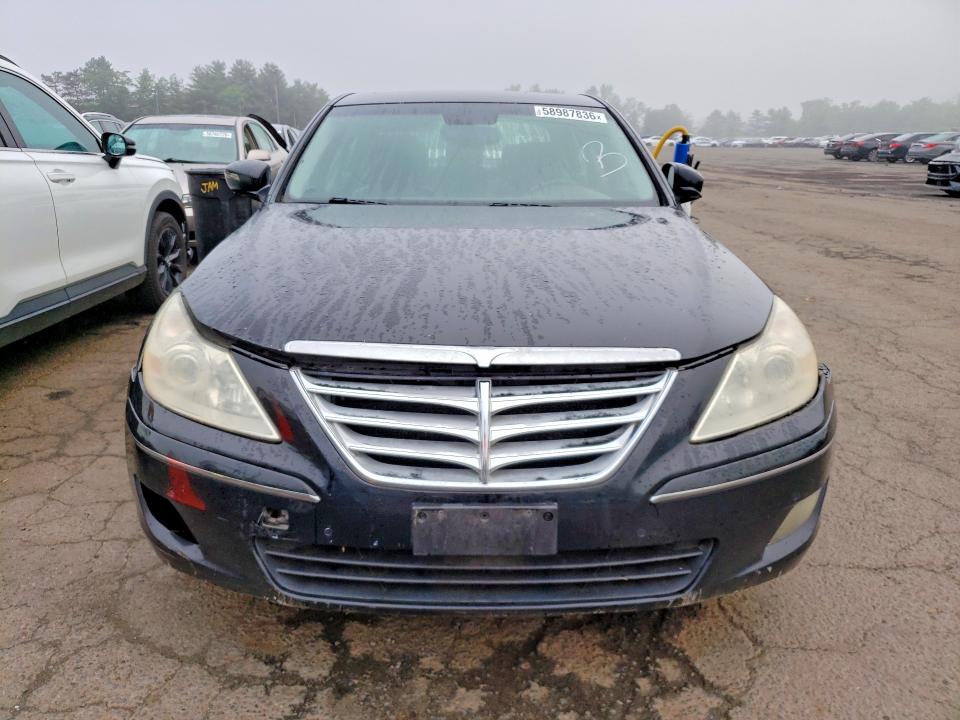 2009 Hyundai Genesis VIN KMHGC46E09U030391 COPART salvage auction — NORMAL WEAR, CT - CERTIFICATE OF TITLE, sold $475 on 2026-07-02 (photo 5)