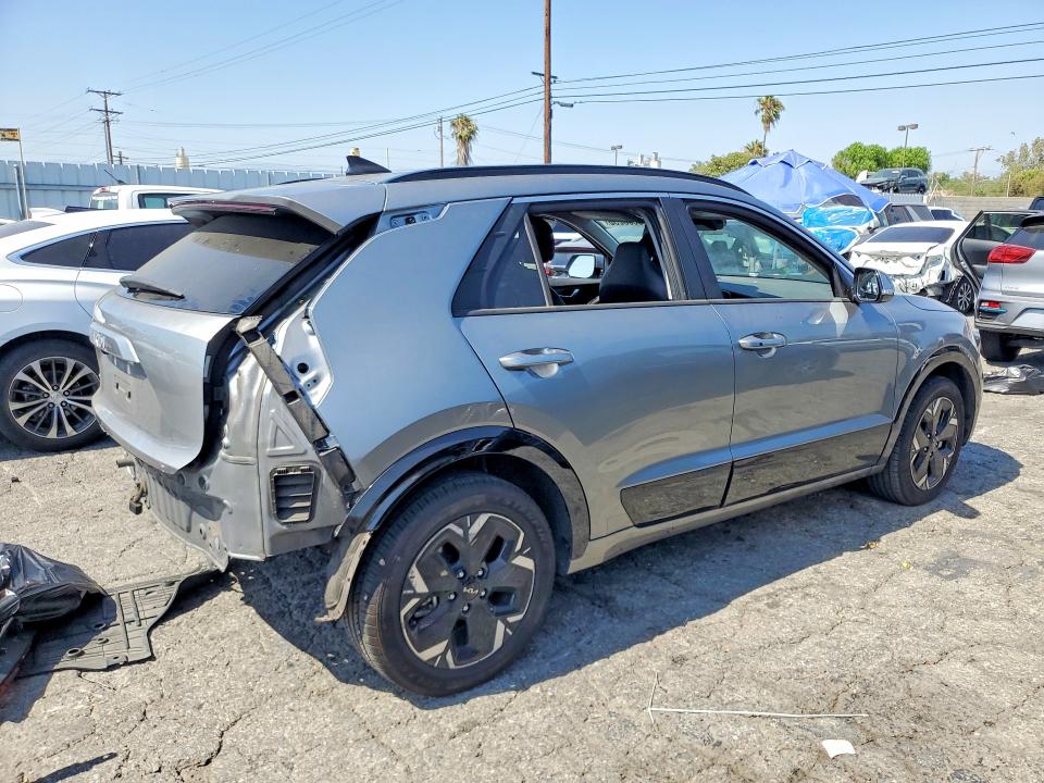 2023 Kia Niro VIN KNDCR3L16P5028343 COPART salvage auction — REAR END, Ca - Salvage Certificate, sold $9,600 on 2026-07-02 (photo 3)