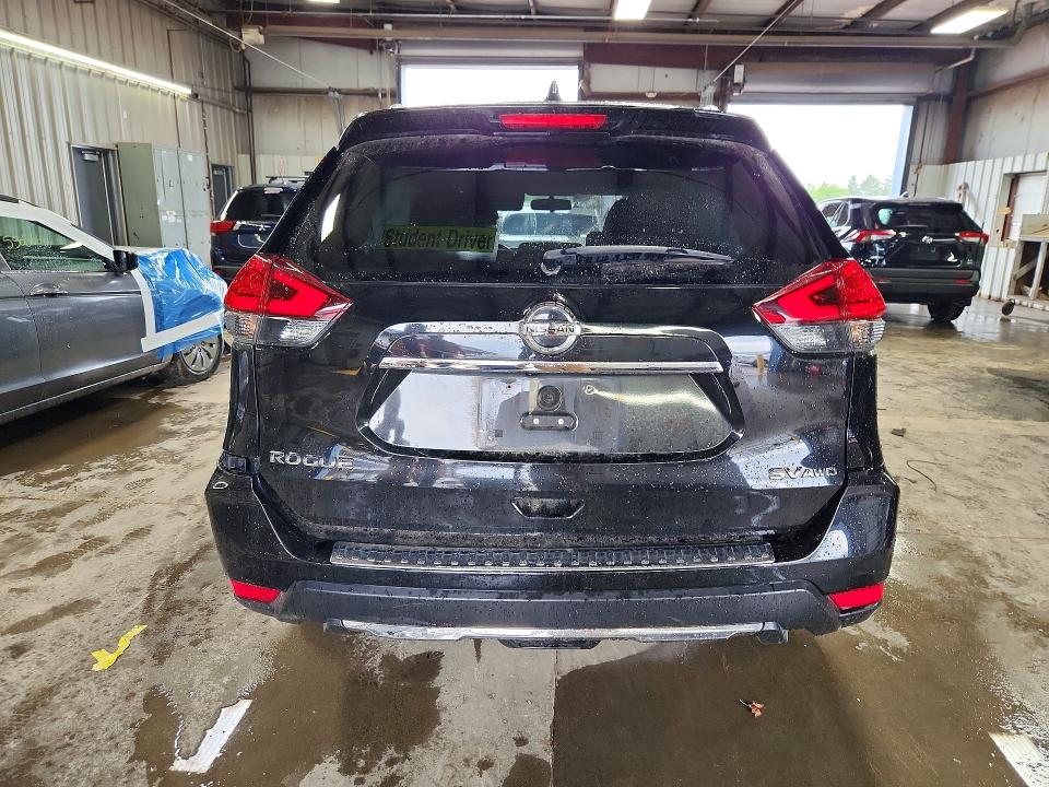 2017 Nissan Rogue VIN JN8AT2MV8HW251777 COPART salvage auction — SIDE, Il - Salvage Certificate, sold $1,850 on 2026-07-09 (photo 6)