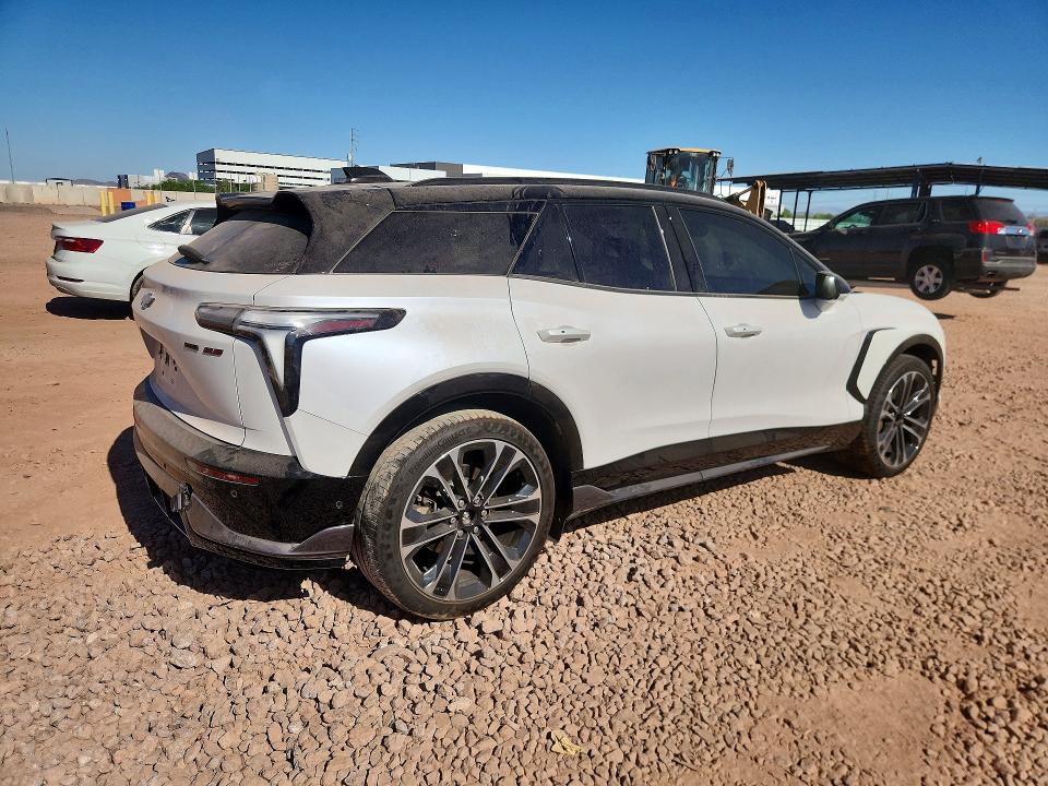 2025 Chevrolet Blazer VIN 3GNKDERL6SS198562 COPART salvage auction — REAR END, Az - Cert Of Title - Salvage, sold $23,700 on 2026-07-23 (photo 3)