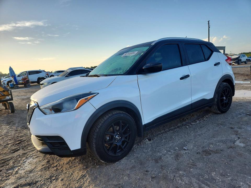 2018 Nissan Kicks VIN 3N1CP5CU4JL519922 COPART salvage auction — FRONT END, Fl - Cert Of Title Slvg Rebuildable, sold $2,550 on 2026-07-02 (photo 1)