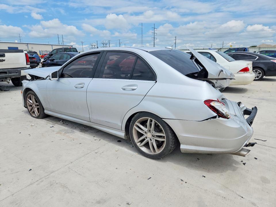 2013 Mercedes-benz C-klasse VIN WDDGF4HB2DR294017 COPART salvage auction — REAR END, Tx - Salvage Vehicle Title, sold $600 on 2026-07-10 (photo 2)