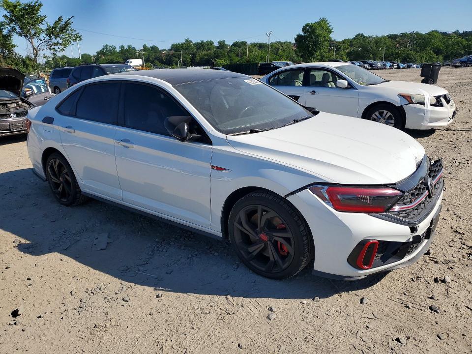 2024 Volkswagen Jetta VIN 3VW2T7BU9RM094959 COPART salvage auction — FRONT END, MD - CERT OF SALVAGE > 75% DAMAGE, sold $7,200 on 2026-07-30 (photo 4)