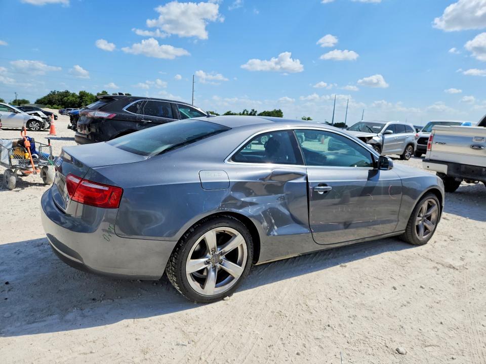 2014 Audi A5 VIN WAUCFAFR3EA031202 COPART salvage auction — SIDE, Tx - Salvage Vehicle Title, sold $2,000 on 2026-08-13 (photo 3)