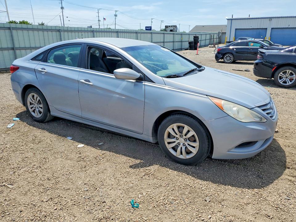 2011 Hyundai Sonata VIN 5NPEB4AC9BH224289 COPART salvage auction — VANDALISM, Il - Salvage Certificate, sold $350 on 2026-07-31 (photo 4)