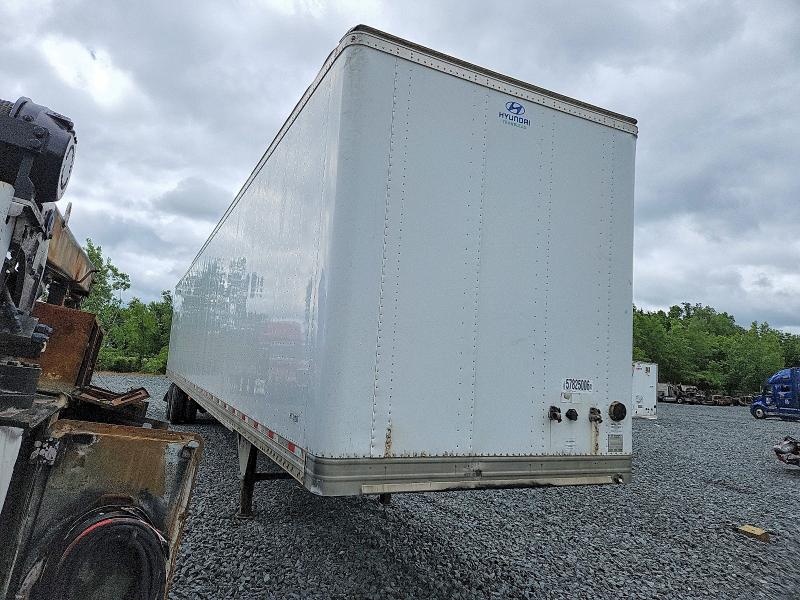 2015 Hyundai translead inc . VIN 3H3V532C8FT121079 — COPART salvage auction photo