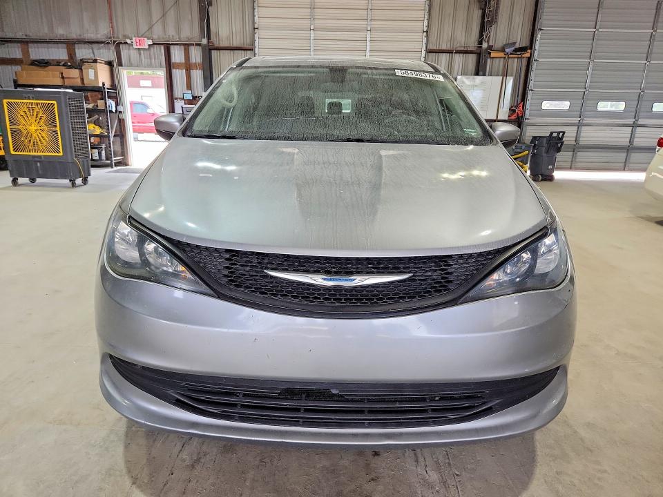 2018 Chrysler VIN 2C4RC1AG1JR113849 COPART salvage auction — HAIL, Mo - Certificate Of Title, sold $100 on 2026-07-27 (photo 5)