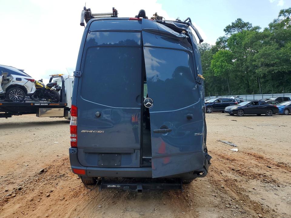 2018 Mercedes-benz Sprinter VIN WD3PE7CD2JP635182 COPART salvage auction — ROOF, Ga - Cert Of Title-Salvage, sold $1,250 on 2026-07-28 (photo 6)