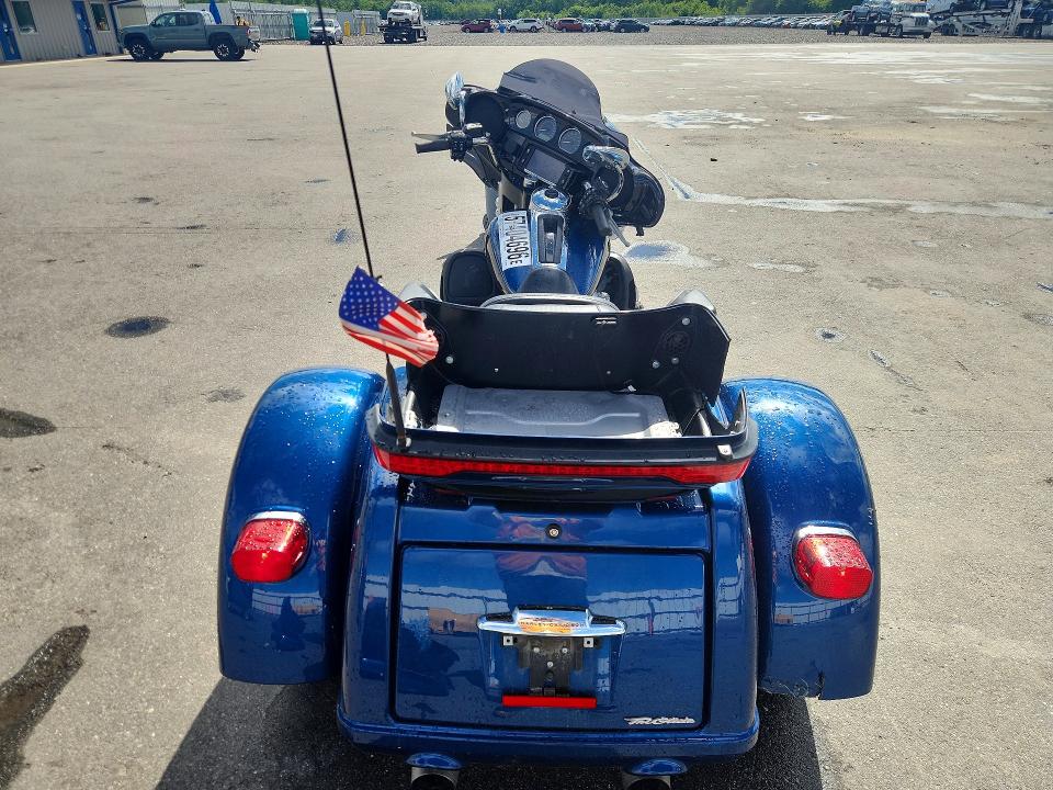 2018 Harley-davidson Tri glide ultra VIN 1HD1MDD19JB854220 COPART salvage auction — FRONT END, Me - Cert Of Title-Salvage Collisio, sold $300 on 2026-07-17 (photo 4)