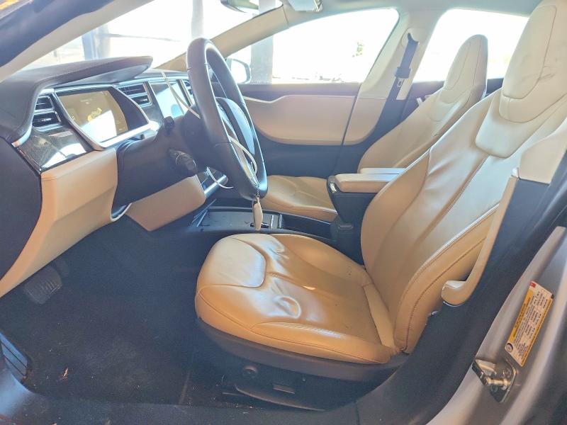2013 Tesla Model s VIN 5YJSA1CN8DFP13772 COPART salvage auction — MINOR DENT/SCRATCHES, Ca - Dis/Dlr/Exp App For Dup Clean, sold $3,200 on 2026-07-13 (photo 7)