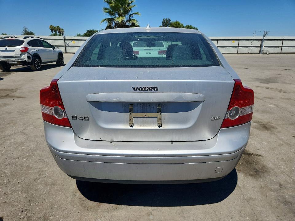 2006 Volvo S40 VIN YV1MS390362181585 COPART salvage auction — REAR END, Ca - Salvage Certificate, sold $200 on 2026-07-06 (photo 6)