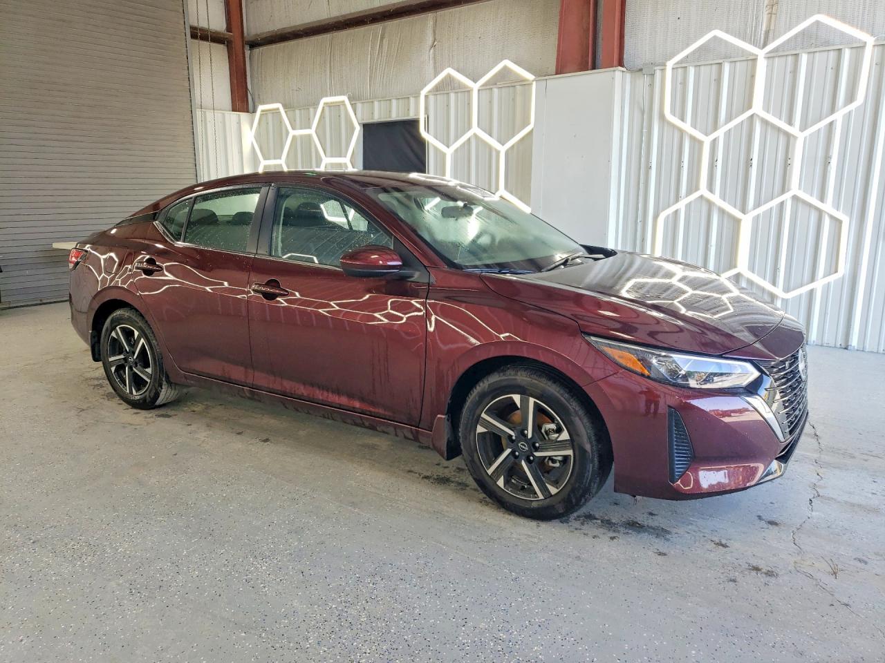 2025 Nissan Sentra VIN 3N1AB8CV7SY415638 COPART salvage auction — Minor Dent/Scratches, NC - DEALER ONLY CLEAN TITLE, sold $12,200 on 2026-07-09 (photo 4)