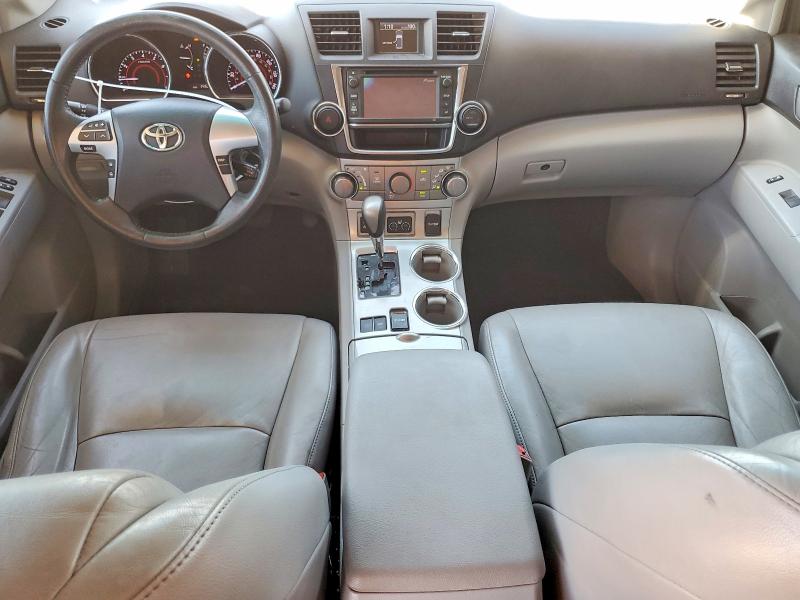 2013 Toyota Highlander VIN 5TDZK3EH9DS128855 COPART salvage auction — REAR END, Az - Cert Of Title - Salvage, sold $1,200 on 2026-07-28 (photo 8)