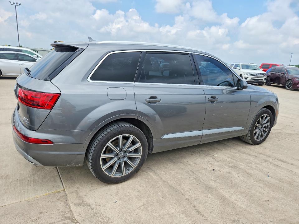 2018 Audi Q7 VIN WA1VAAF71JD024910 COPART salvage auction — MECHANICAL, TX - SALVAGE VEHICLE TITLE, sold $9,700 on 2026-07-23 (photo 3)