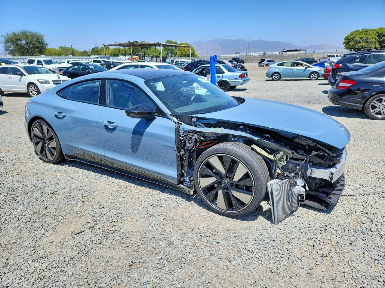 2024 Audi e-tron GT VIN WAUEJBFW9R7004561 COPART salvage auction — Front End, Sc - Salvage Title, sold $26,500 on 2026-08-18 (photo 4)