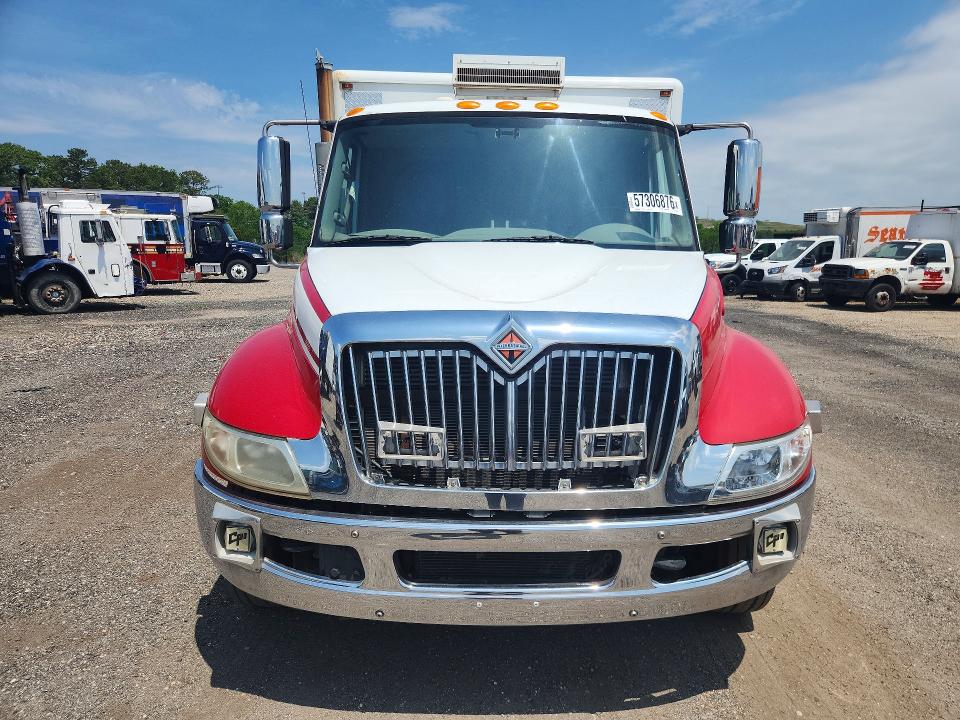 2011 International 4000 series VIN 3HAMNAAL2BL407479 COPART salvage auction — MINOR DENT/SCRATCHES, Md - Certificate Of Title, sold $9,500 on 2026-07-29 (photo 5)
