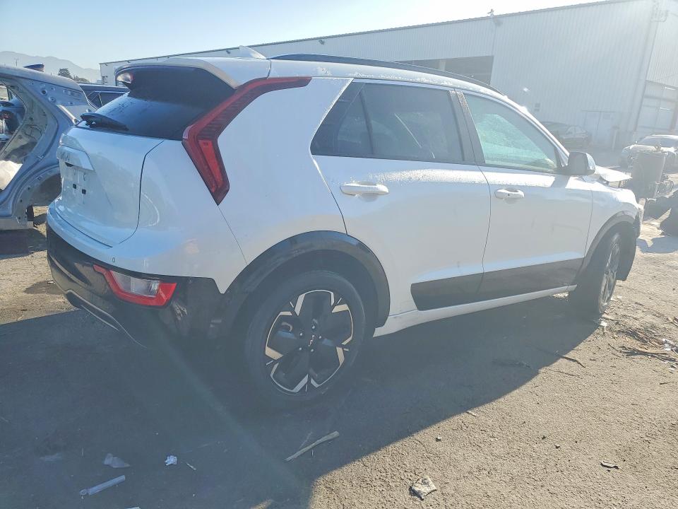 2023 Kia Niro VIN KNDCR3L18P5045242 COPART salvage auction — FRONT END, Ca - Salvage Certificate, sold $2,850 on 2026-07-24 (photo 3)