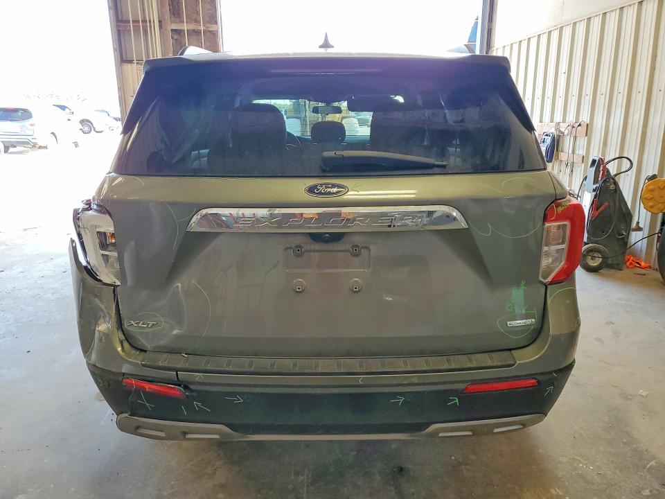 2020 Ford Explorer VIN 1FMSK7DH0LGB35305 COPART salvage auction — REAR END, Tx - Salvage Vehicle Title, sold $8,300 on 2026-08-21 (photo 6)