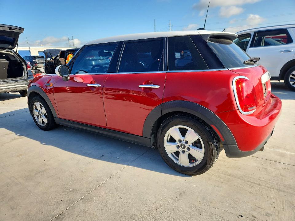 2015 Mini Cooper VIN WMWXS5C50FT828373 COPART salvage auction — REAR END, Tx - Salvage Vehicle Title, sold $1,400 on 2026-07-24 (photo 2)
