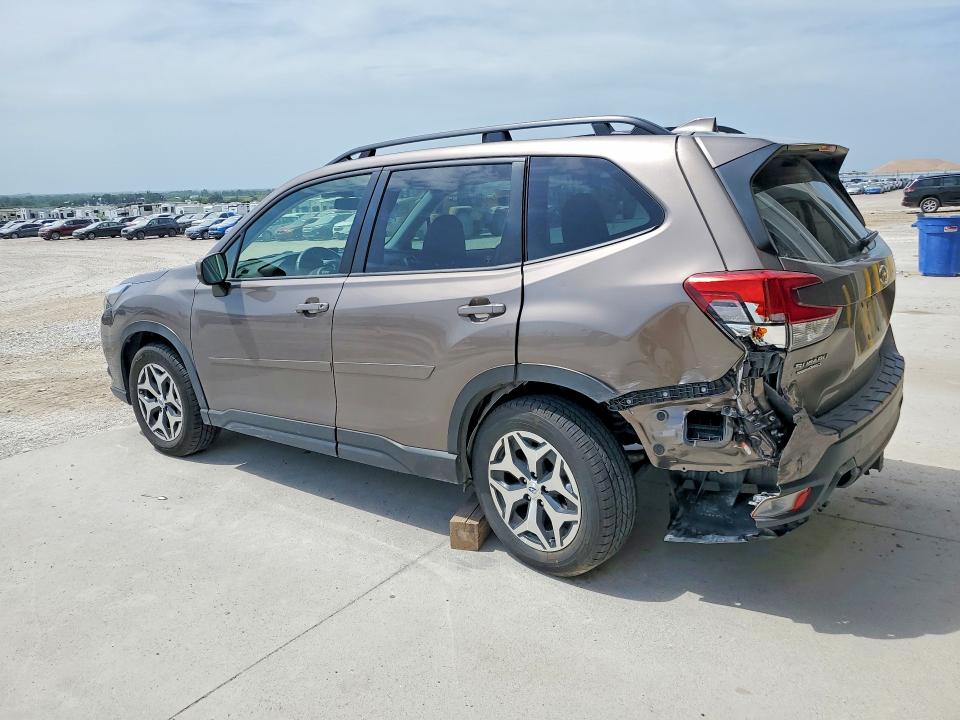 2023 Subaru Forester VIN JF2SKAEC1PH530602 COPART salvage auction — REAR END, Ne - Cert Of Title-Salvage, sold $9,800 on 2026-07-14 (photo 2)