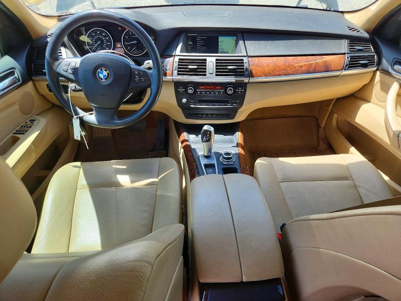 2013 BMW X5 VIN 5UXZV4C53D0E04005 COPART salvage auction — MINOR DENT/SCRATCHES, Co - Dis/Dlr/Exp Only Clean Title, sold $500 on 2026-07-02 (photo 8)