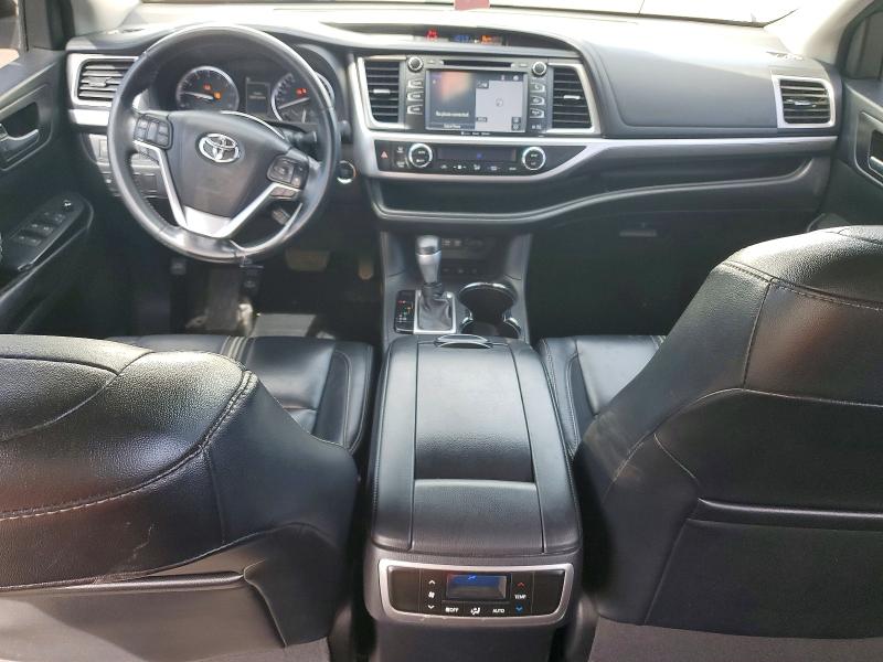 2017 Toyota Highlander VIN 5TDJZRFHXHS443857 COPART salvage auction — FRONT END, On - Permit No Brand - Unfit, sold $12,600 on 2026-07-16 (photo 8)