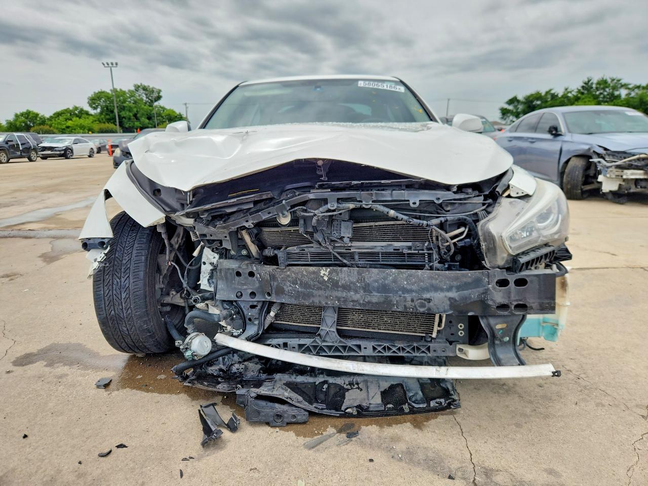 2017 Infiniti Q50 VIN JN1EV7AP2HM739518 COPART salvage auction — Front End, TX - SALVAGE VEHICLE TITLE, sold $1,000 on 2026-07-09 (photo 5)